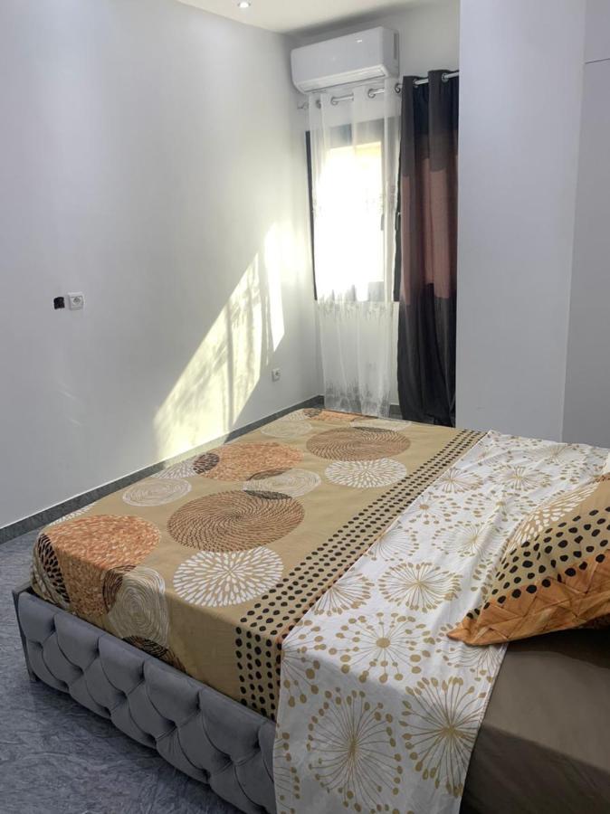 Appartement De Luxe Meuble A Louer - Dakar Pres Des Almadies 3 Ch/ 3 Sdb Exterior photo